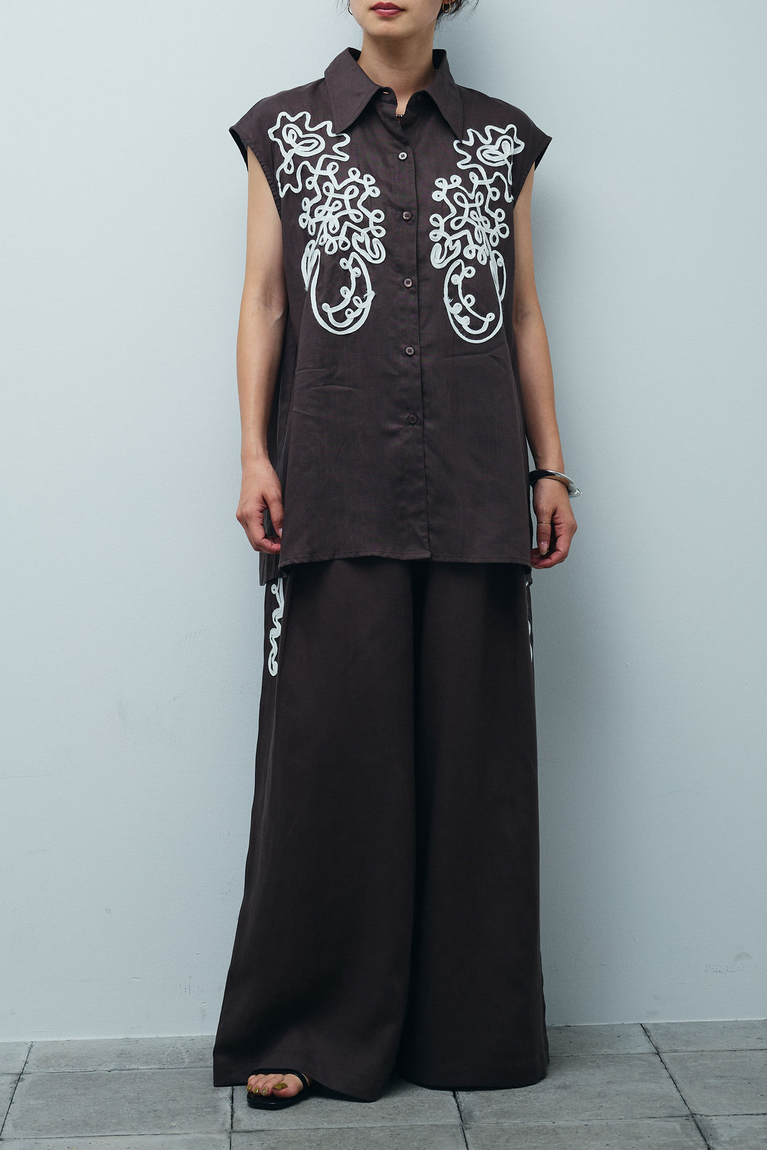 [予約]リネンミックステープ刺繍シャツ