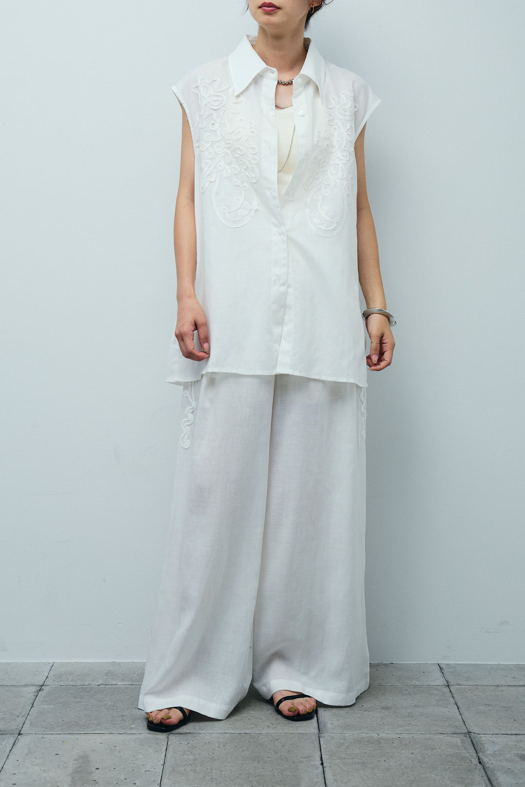 [予約]リネンミックステープ刺繍シャツ