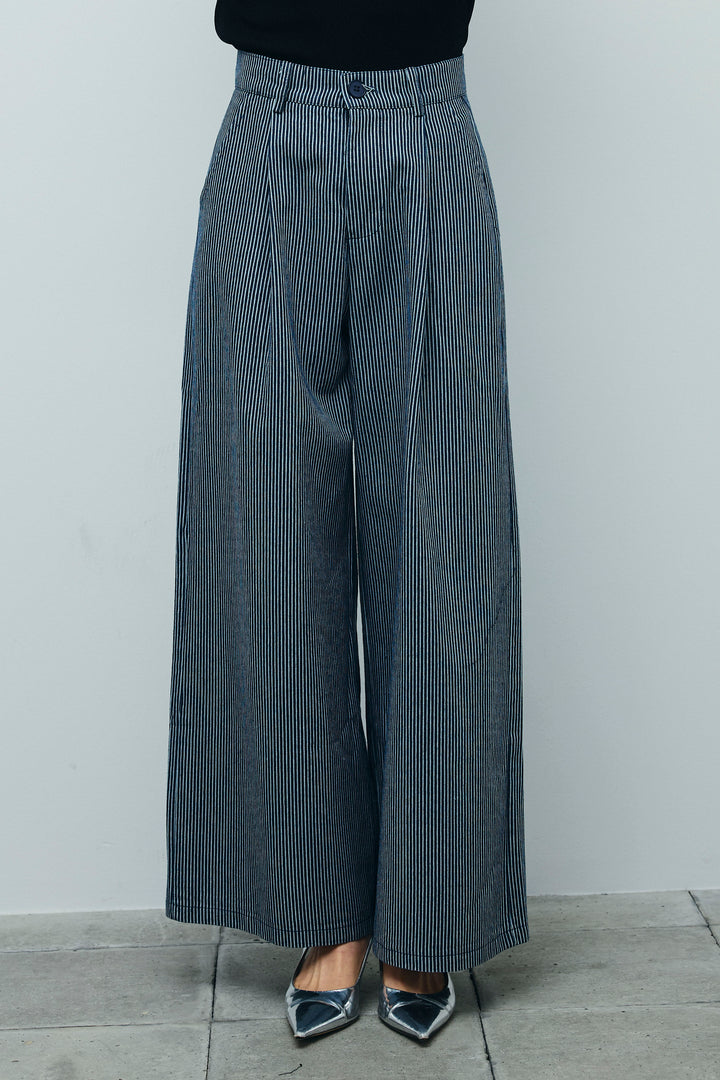 [予約/SET]アシンメトリーオフショルサマーニット+細ストライプワイドパンツ(2set)