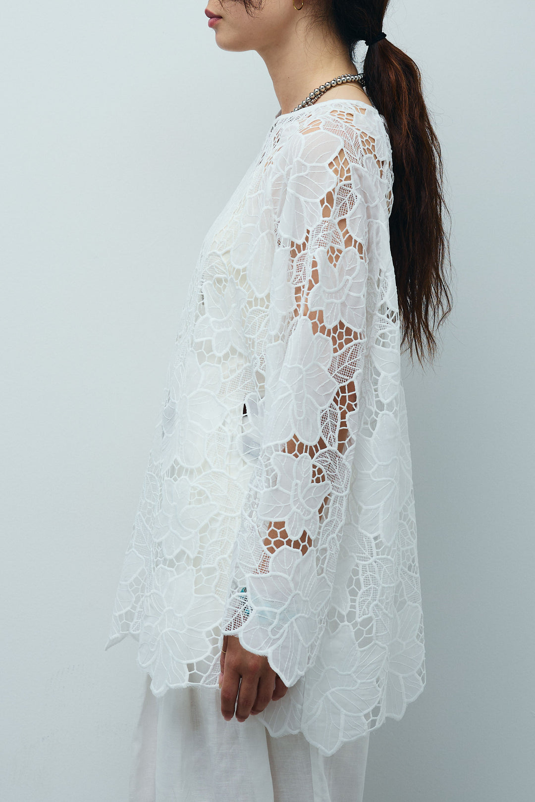 [予約/SET]フラワー刺繍レースフレアブラウス+とろみキャミソール(2set)