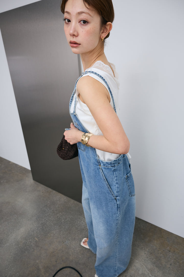 [予約/SET]レーストリムサテンノースリーブブラウス+フロントジップストラップデザインデニムサロペット(2set)