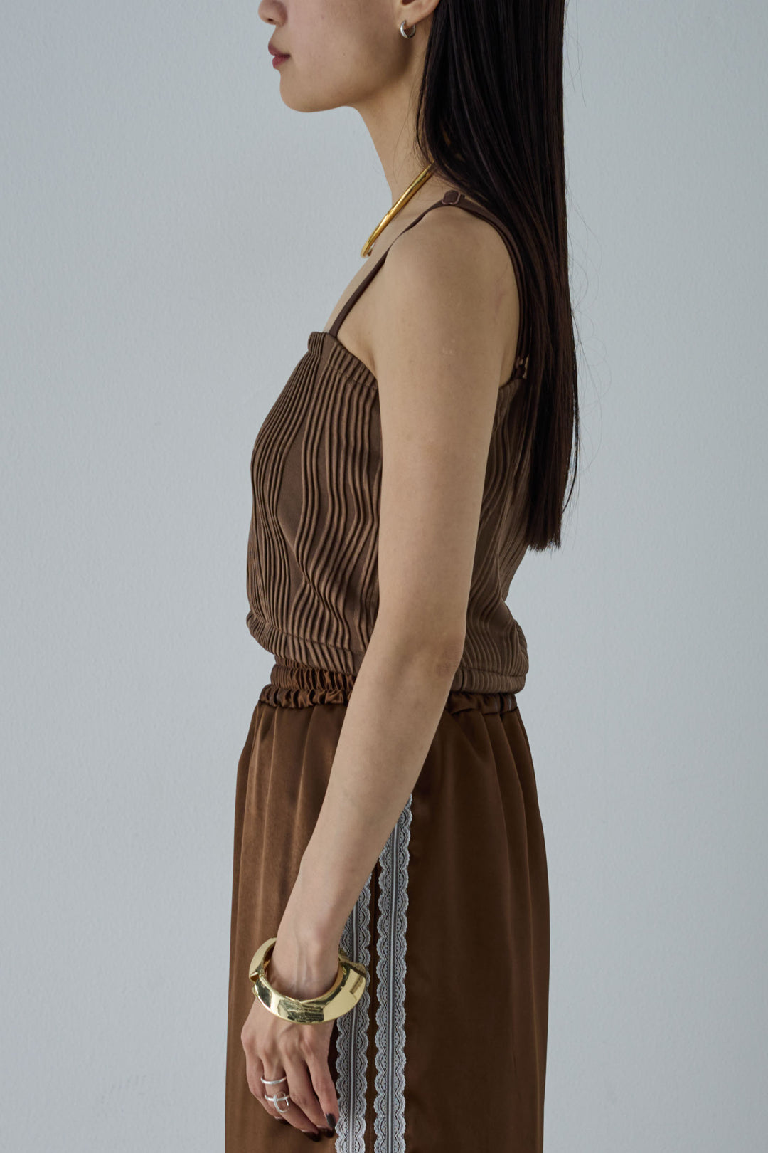 [予約/SET]サマーニットアシンメトリーポンチョ+ウェーブパイピングショートキャミ+サテンレースラインパンツ(3set)