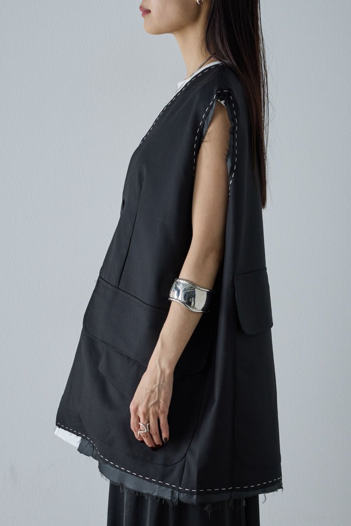 [予約/SET]切りっぱなしステッチデザインベスト+コンパクトスムース ミニ箔ロゴプリント+プリーツシアー切り替えスカート(3set)