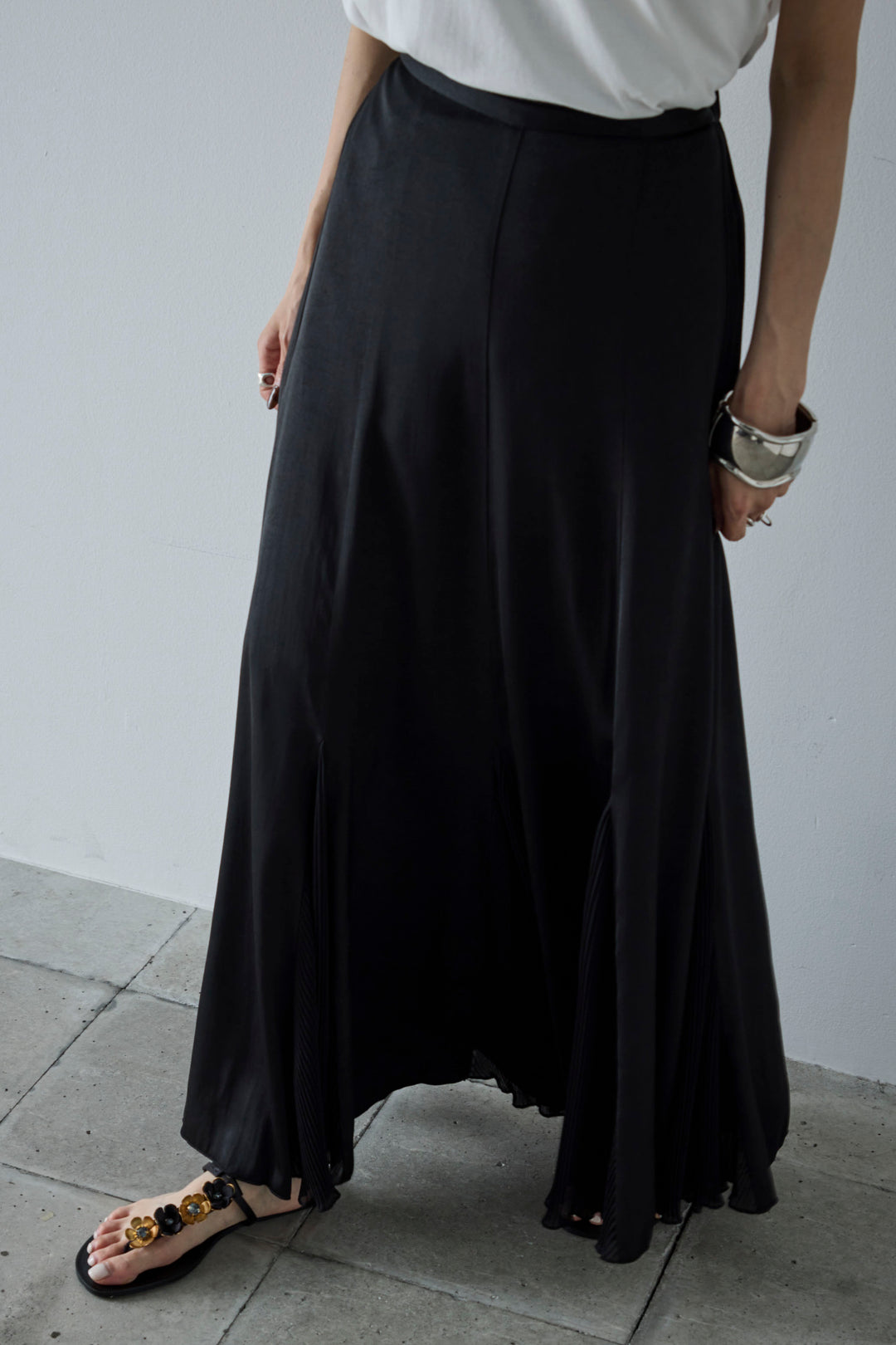 [予約/SET]メタルボタンニットベスト+プリーツシアー切り替えスカート(2set)