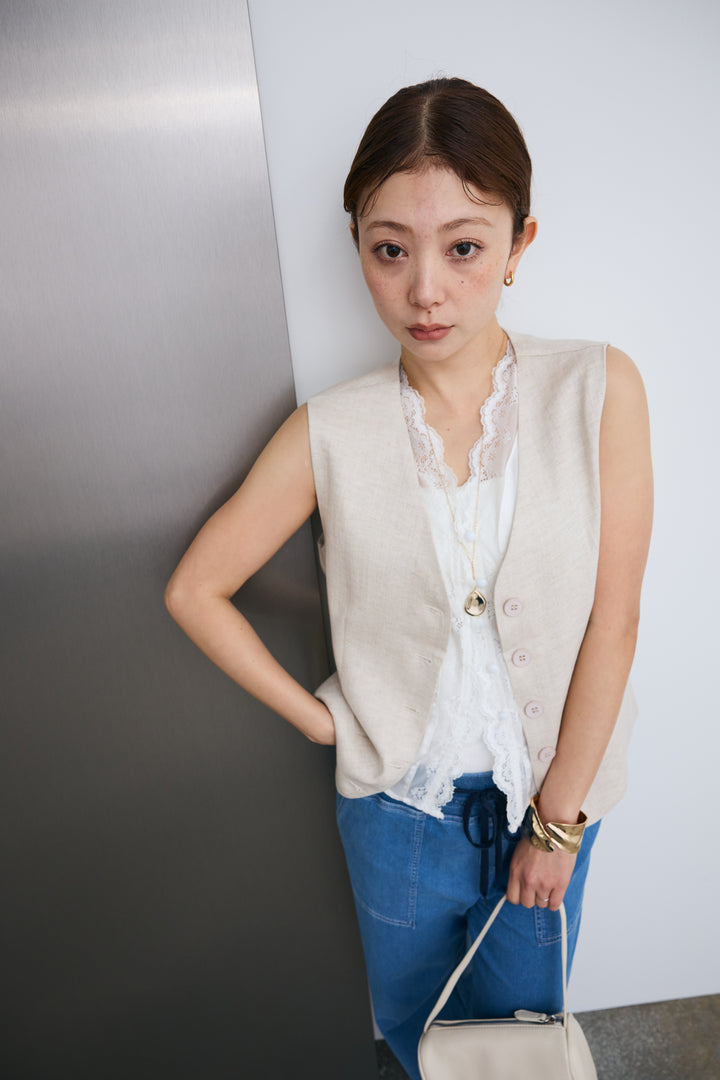 [予約/SET]レーストリムサテンノースリーブブラウス+リネンタッチVネックジレ+ストレッチイージーデニム(3set)
