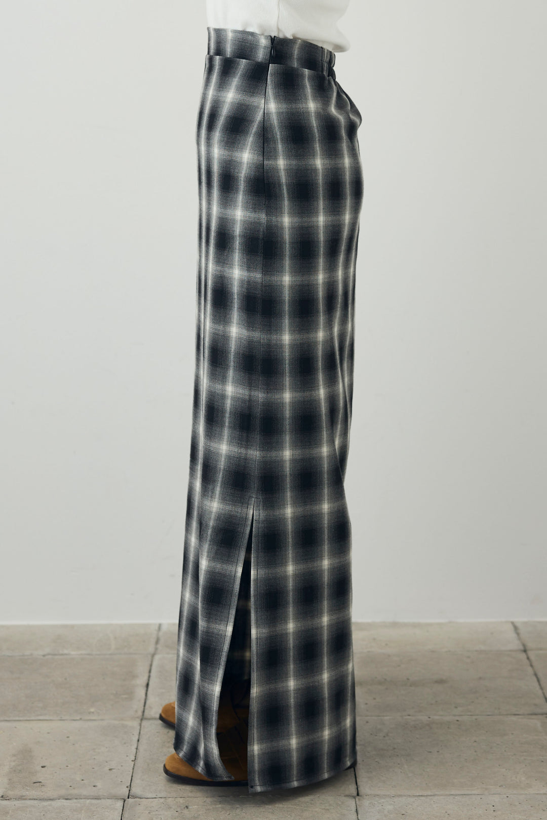 [予約/SET]カップ付きアメスリタンク+ビッグカフスオーバーサイズシャツ+チェックストレートスカート(3set)