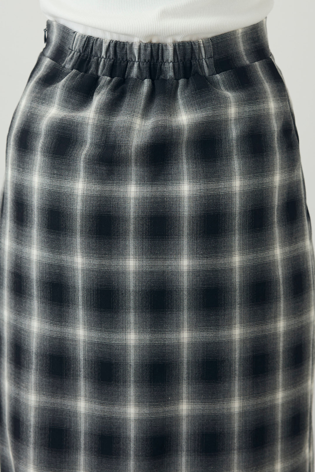 [予約/SET]アシンメトリーデザインニットベスト+チェックストレートスカート(2set)