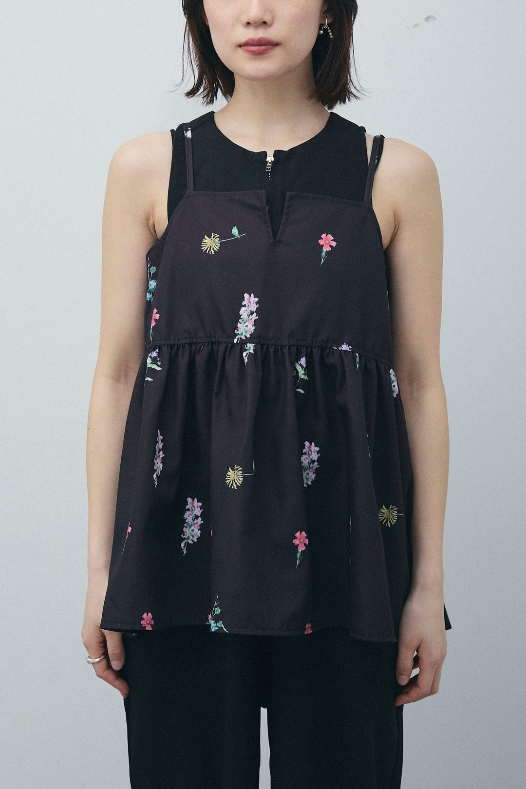 [予約/SET]ヘザーエステルテーラードジレ+フラワープリントキャミ(2set)