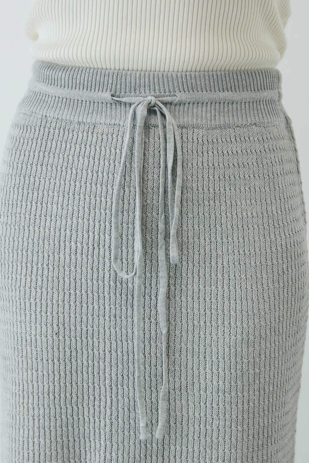 [予約/SET]チュール被せオーバーサイズシャツ+フロントロゴ入りリブタンクトップ+スプリングニットスカート(3set)