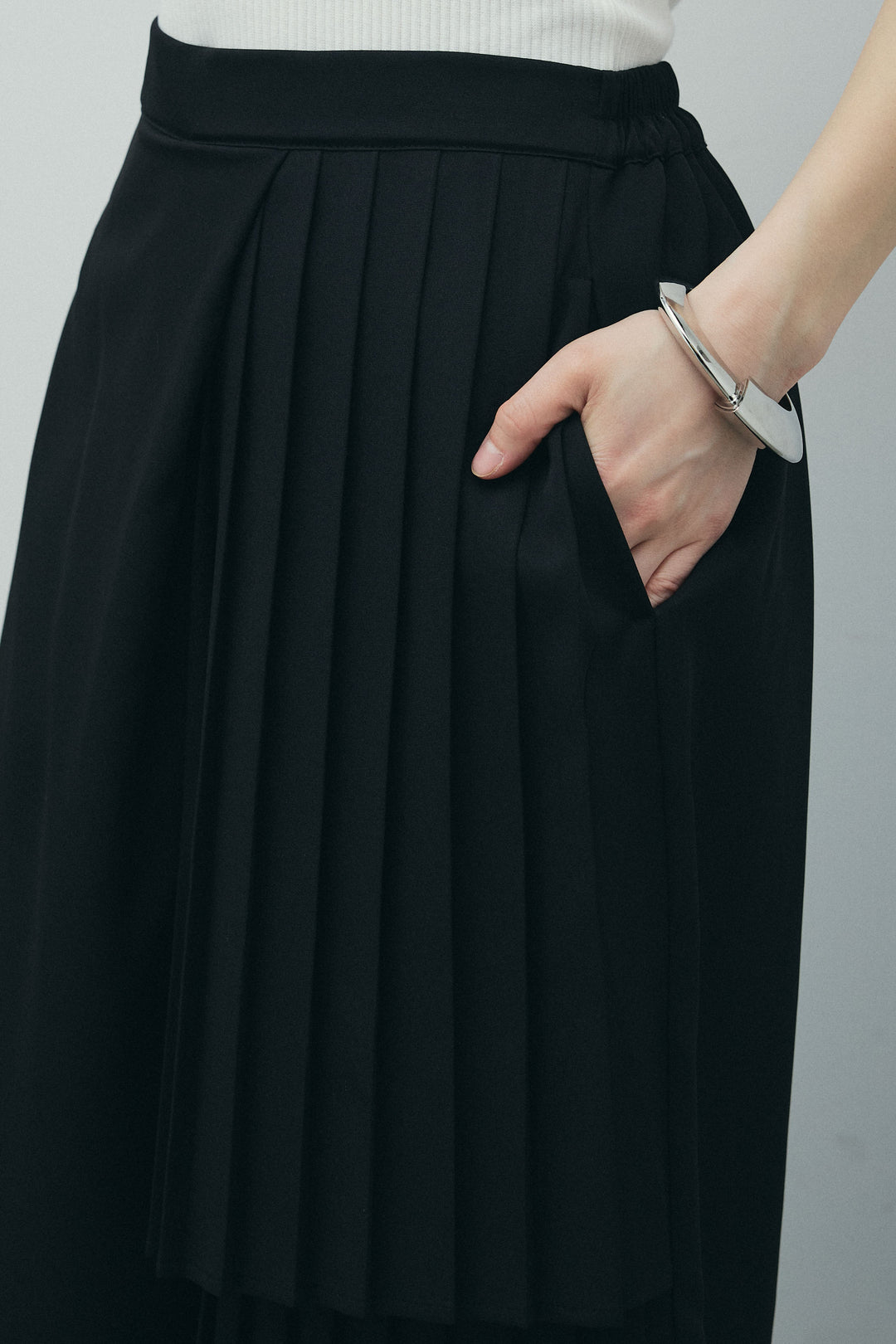 [予約]アシメプリーツパンツ