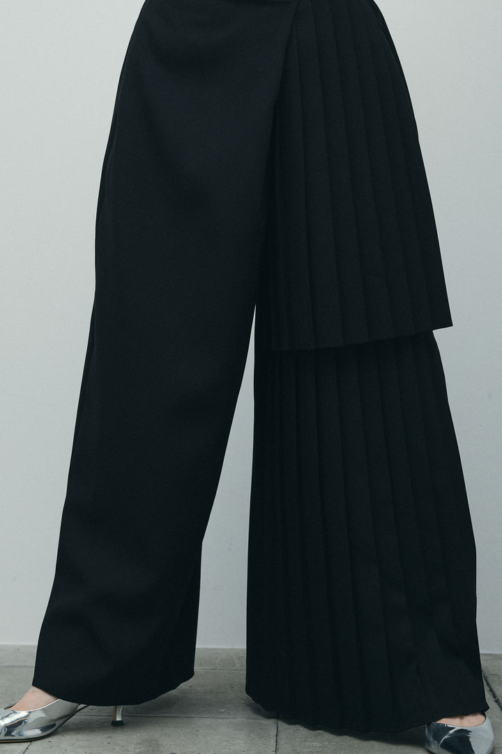 [予約]アシメプリーツパンツ