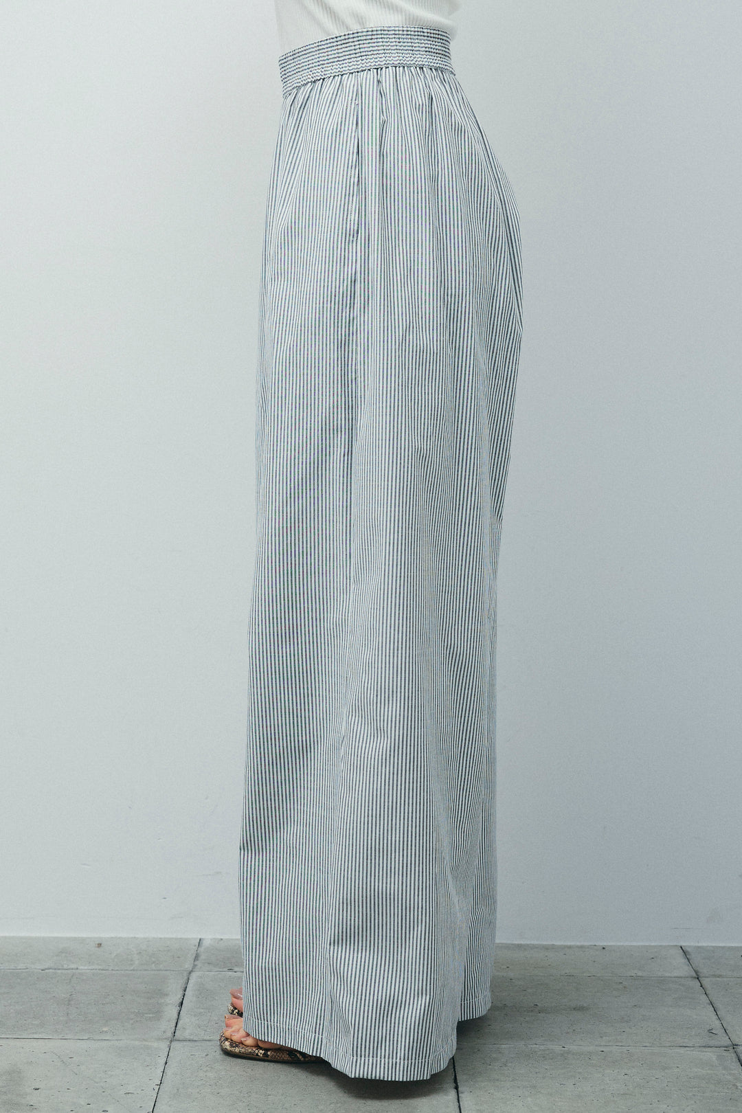 [予約/SET]前後2WAYポンチフレンチスリーブTシャツ+ウエスト巻きストライプワイドパンツ(2set)