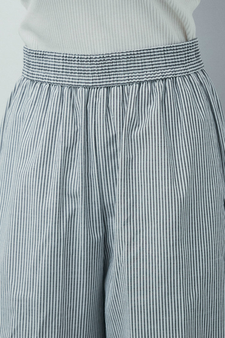 [予約/SET]前後2WAYポンチフレンチスリーブTシャツ+ウエスト巻きストライプワイドパンツ(2set)