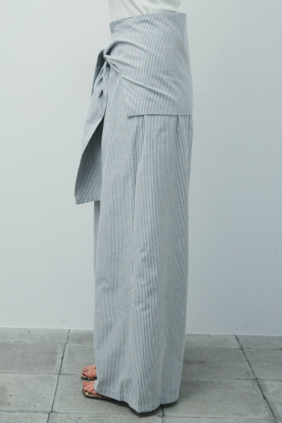 [予約/SET]前後2WAYポンチフレンチスリーブTシャツ+ウエスト巻きストライプワイドパンツ(2set)