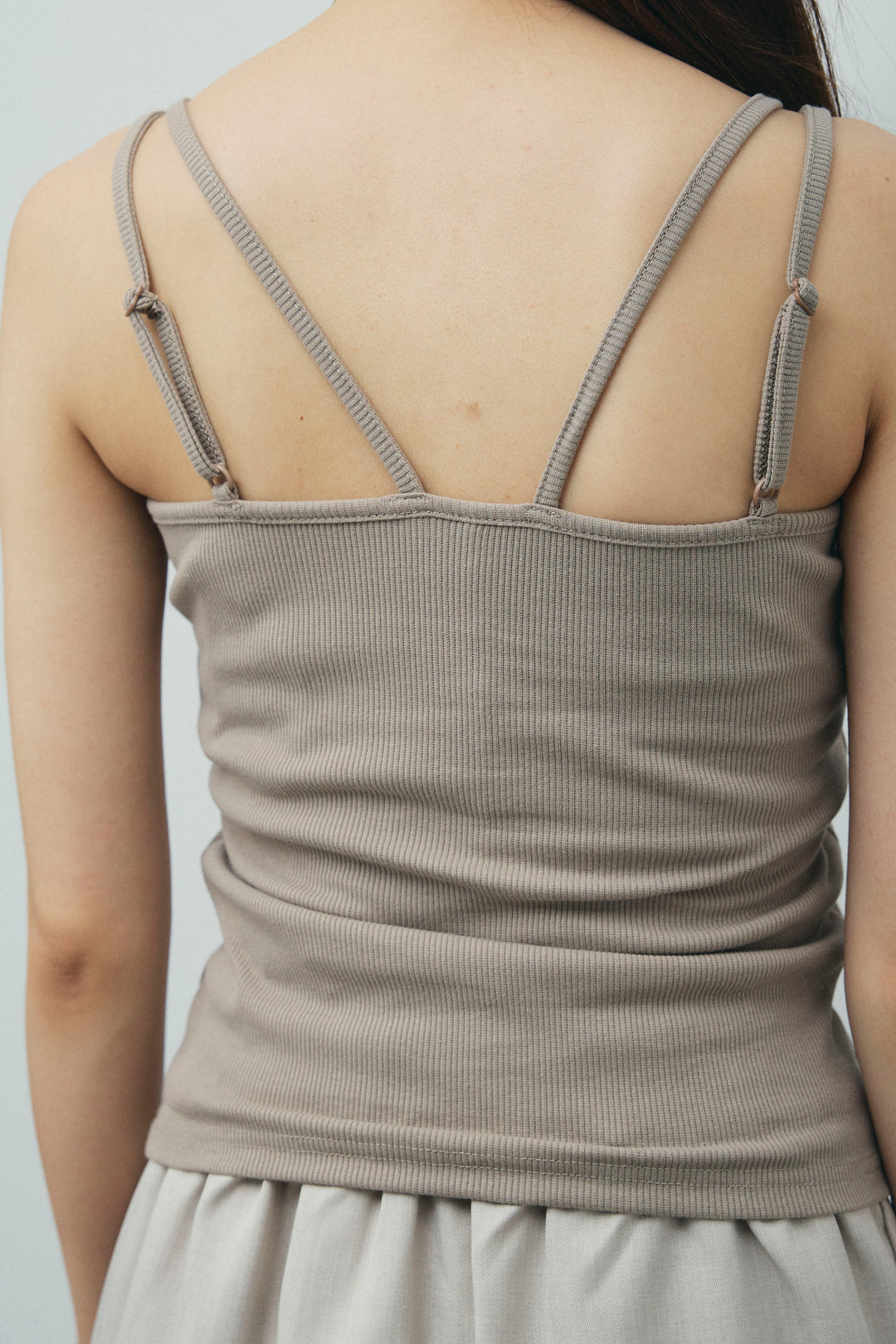 [予約/SET]フィッシュネットノースリーブニット+カップ付きストラップキャミ(2set)