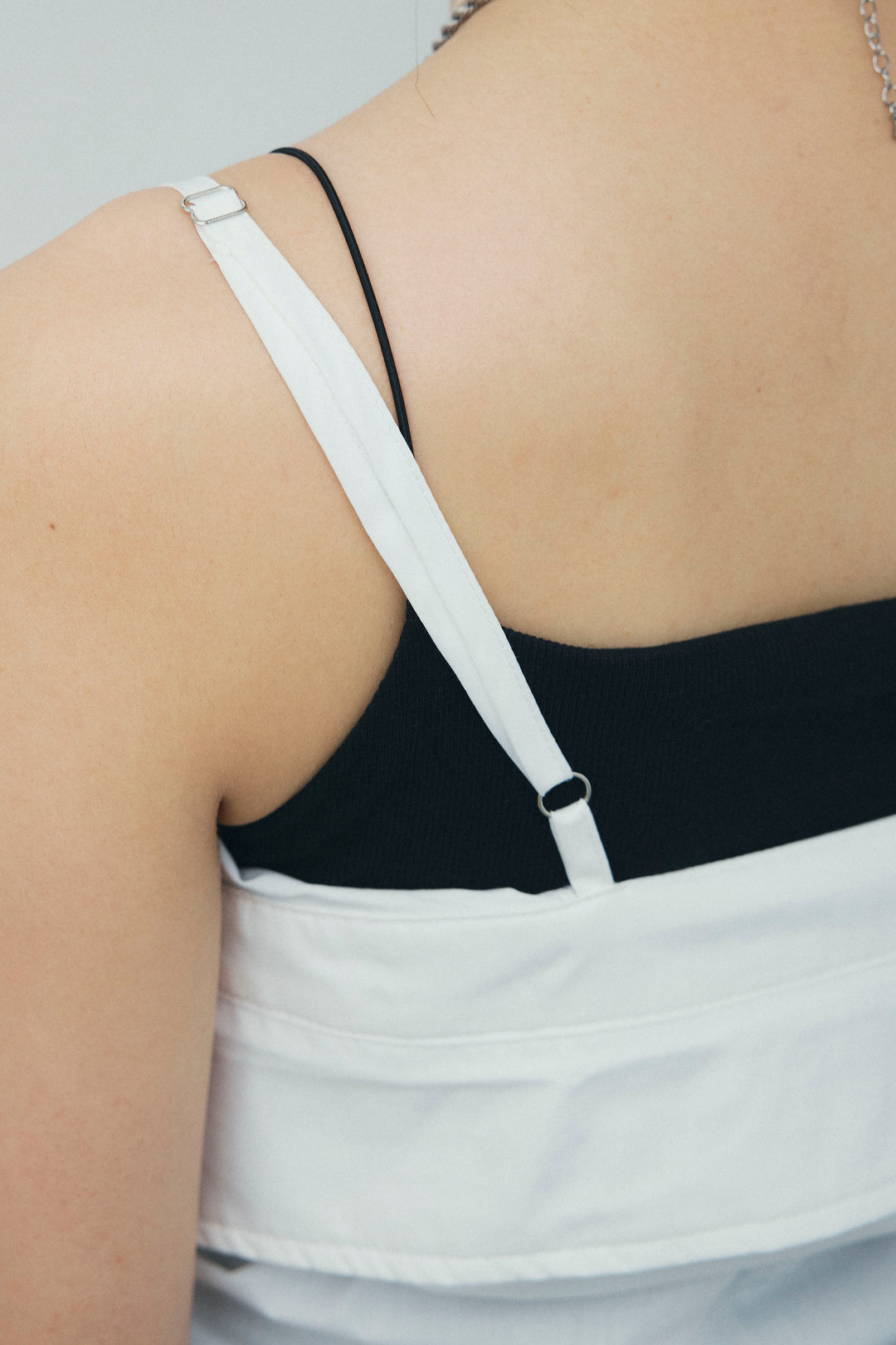 [予約/SET]2WAYキャミソールビスチェシャツ+カットアウトリブタンク(2set)