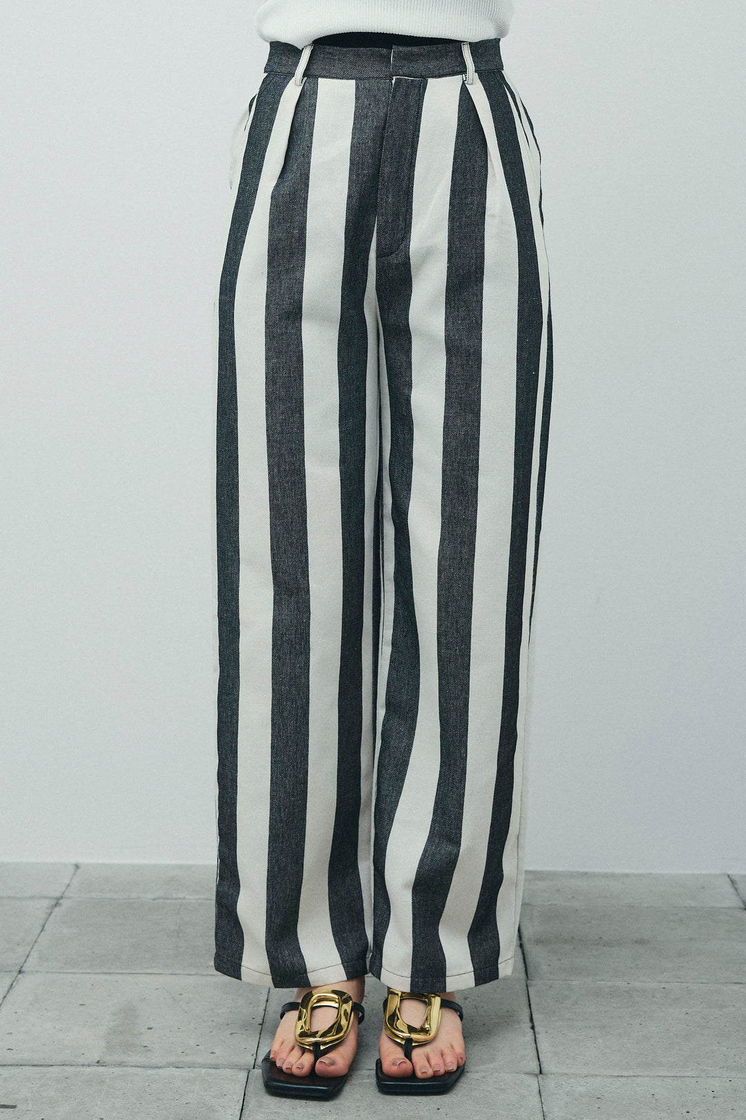 [予約/SET]2WAYキャミソールビスチェシャツ+カットアウトリブタンク+ストライプパンツ(3set)