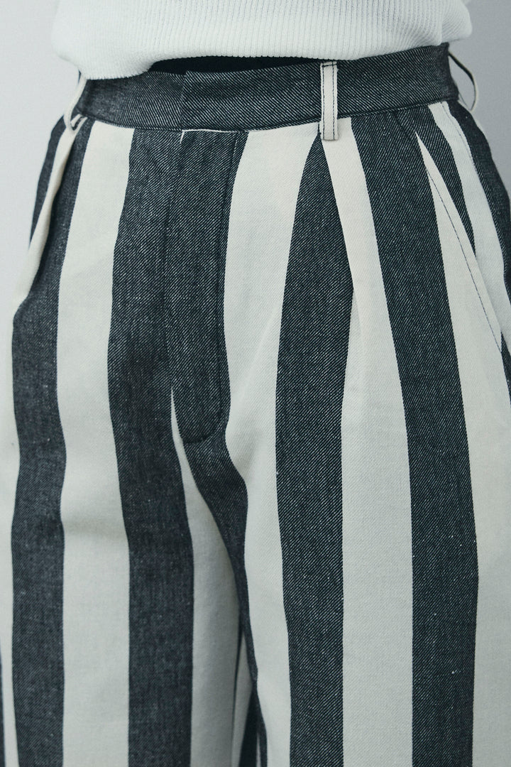 [予約/SET]2WAYキャミソールビスチェシャツ+カットアウトリブタンク+ストライプパンツ(3set)