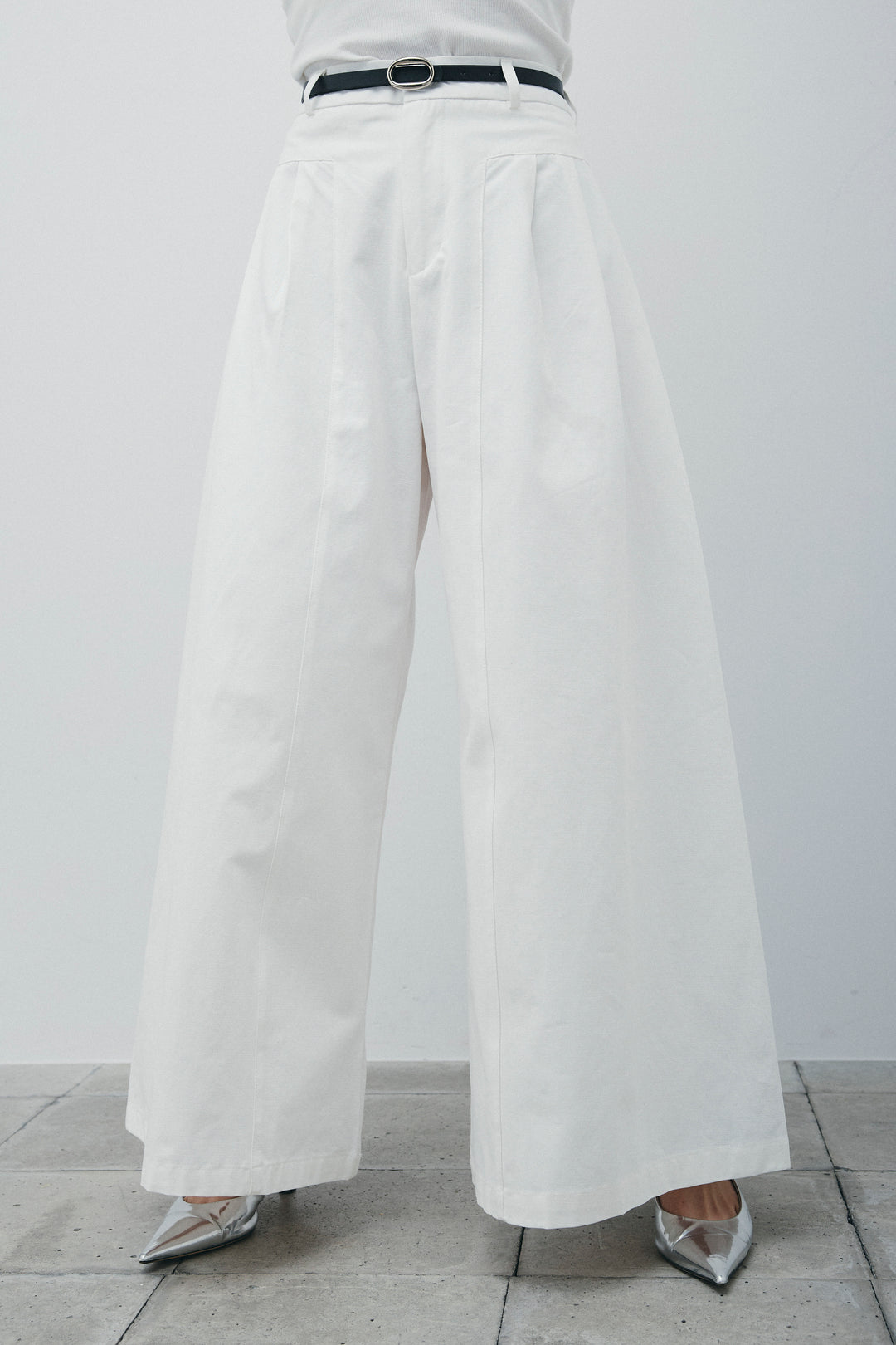 [予約/SET]カップ付きホルターネックタンク+バンピーステッチ2WAYベスト+ベルト付きバギーパンツ(3set)