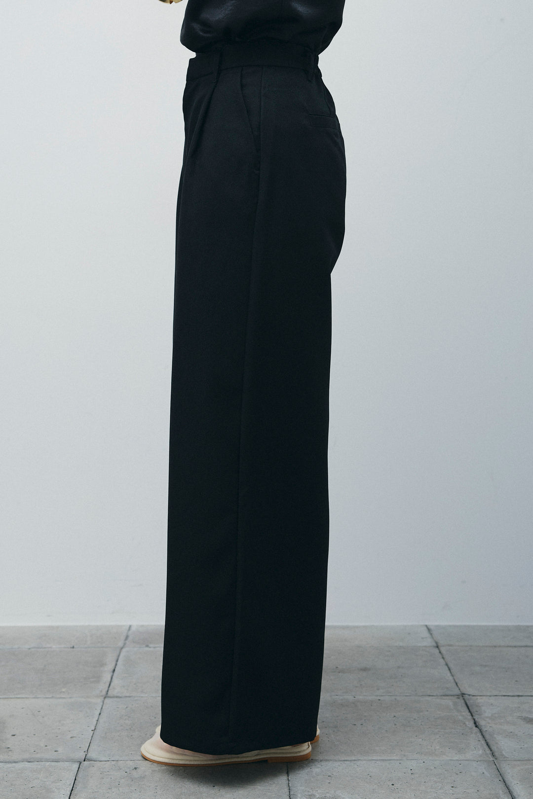 [予約/SET]サテン2wayトップス+ヘザーツイルラップスカート付きパンツ(2set)