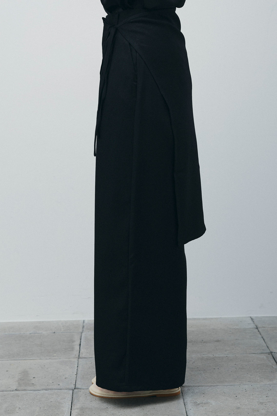 [予約/SET]サテン2wayトップス+ヘザーツイルラップスカート付きパンツ(2set)