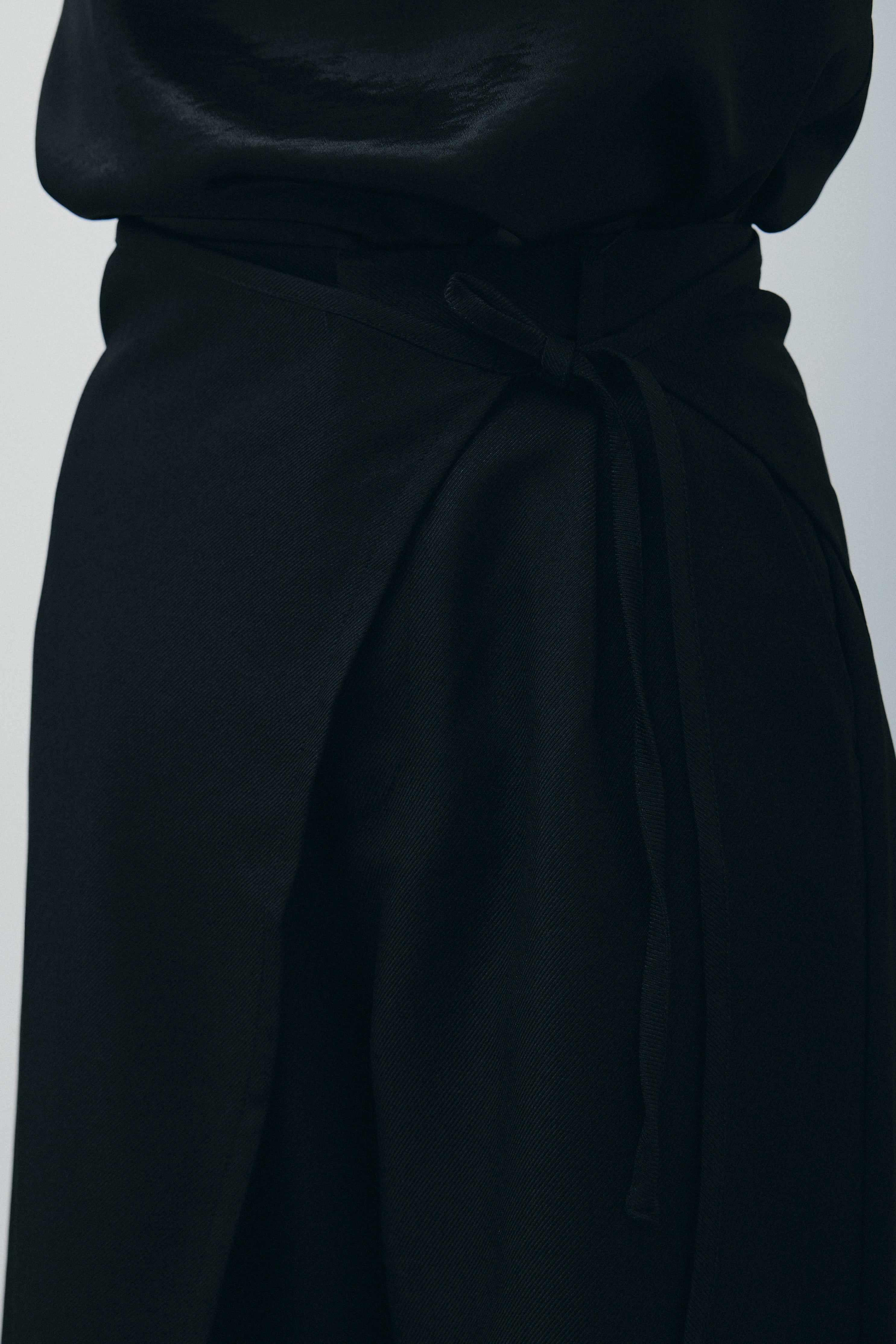 予約]ヘザーツイルラップスカート付きパンツ – IAMALPHA