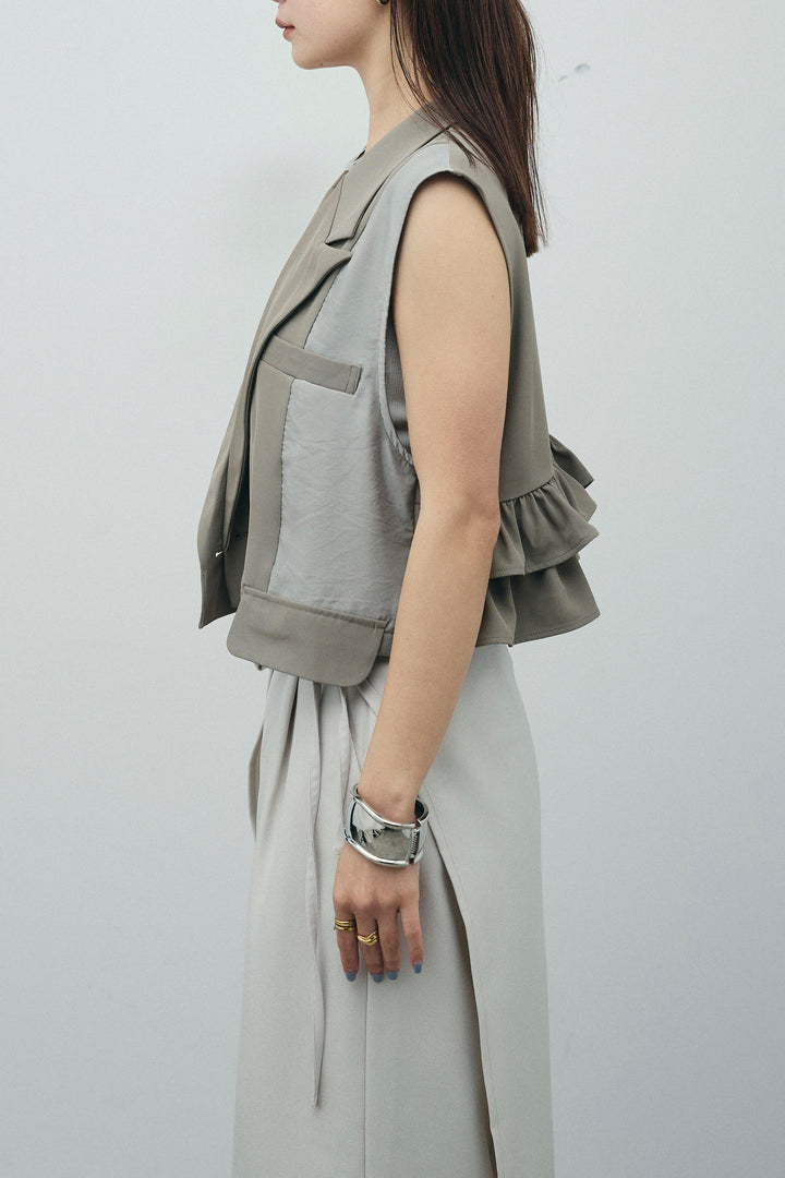 [予約]バックフリルヘムショートテーラードベスト