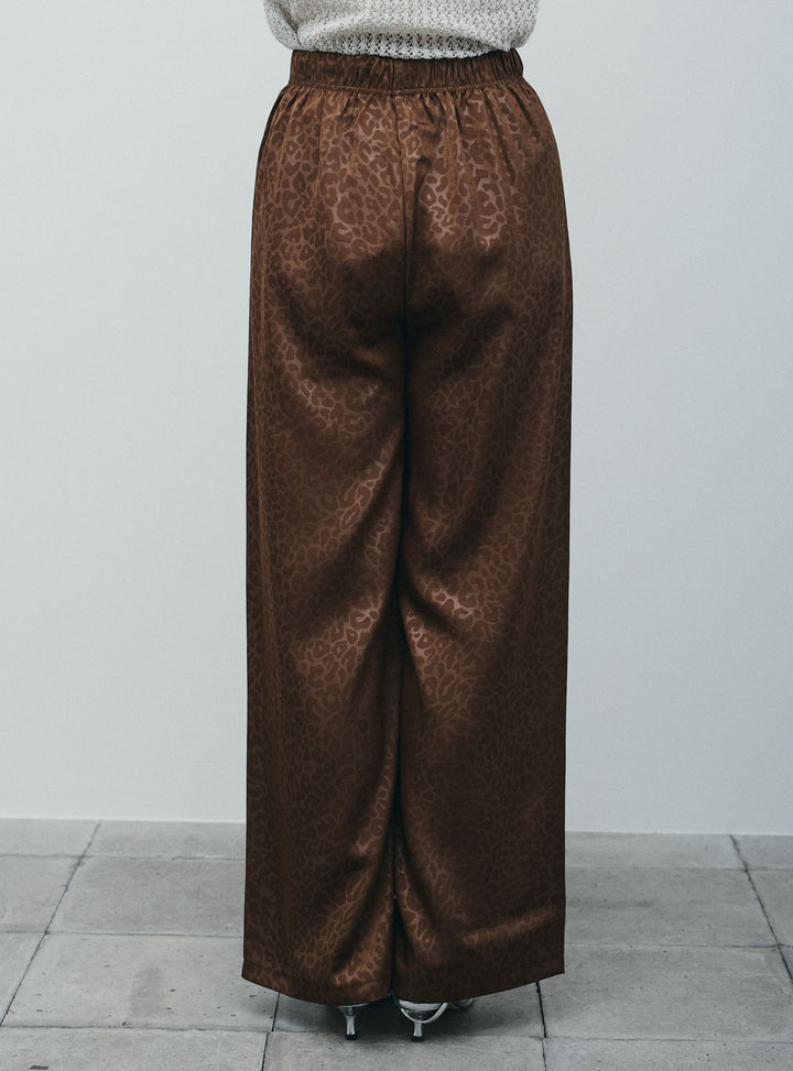 [予約]フェイクサテンレオパードワイドパンツ