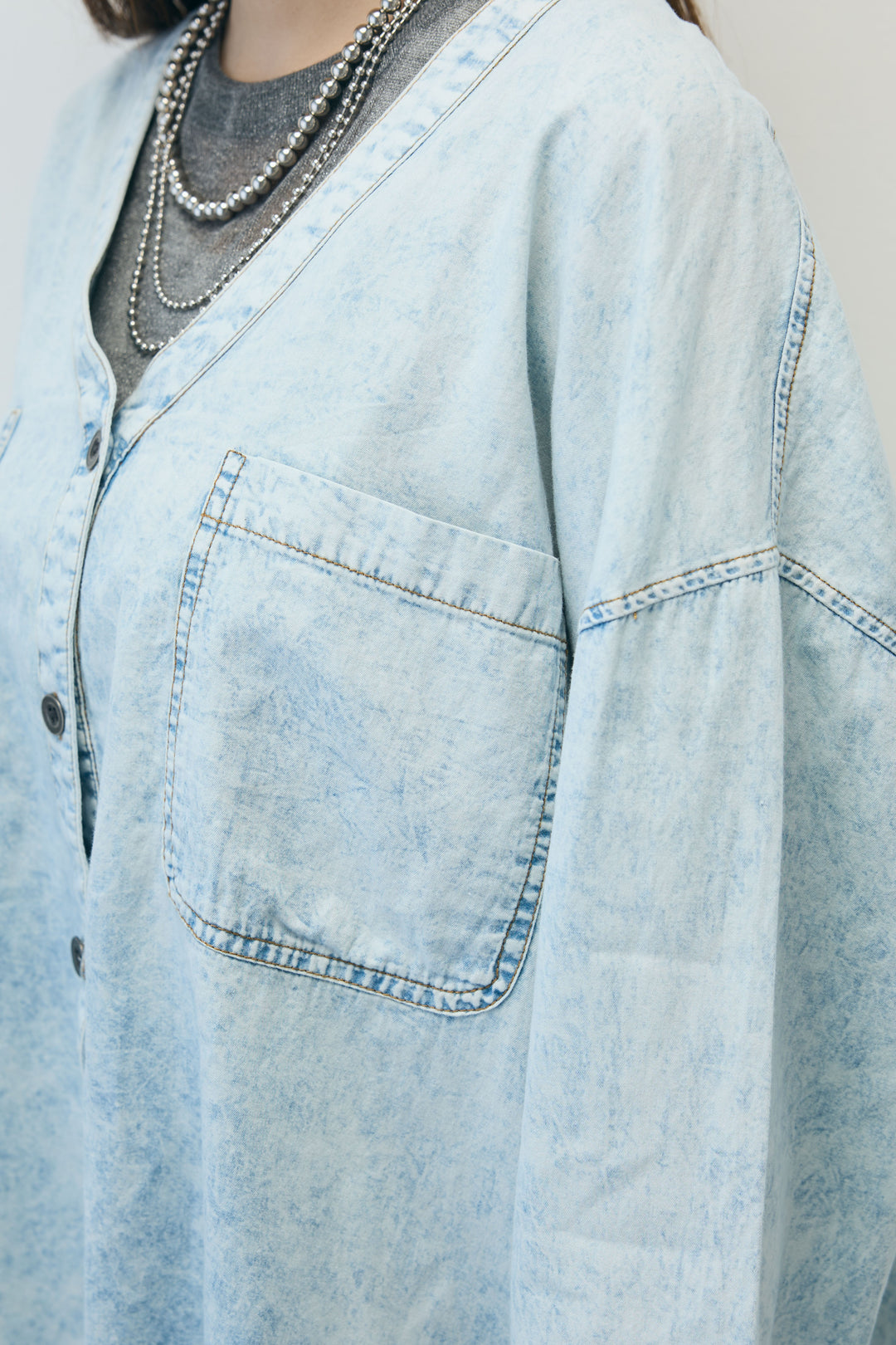 [予約/SET]バックオープンフォトT+サイドラインサテンパンツ+デニムライクシャツ(3set)