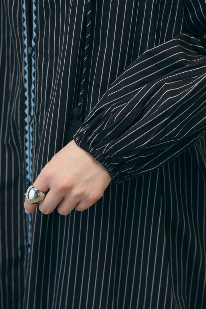 [予約]ストライプ刺繍ワンピース