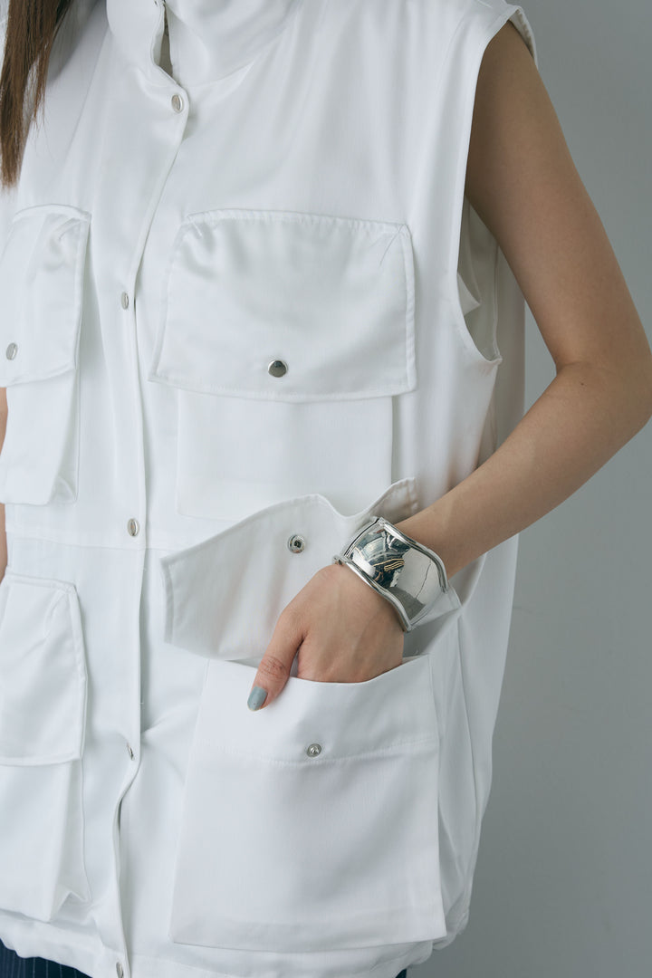 [予約/SET]スタンドネックサテンベスト+コンパクトスムース ミニ箔ロゴプリント+ストライプストレートスカート(3set)