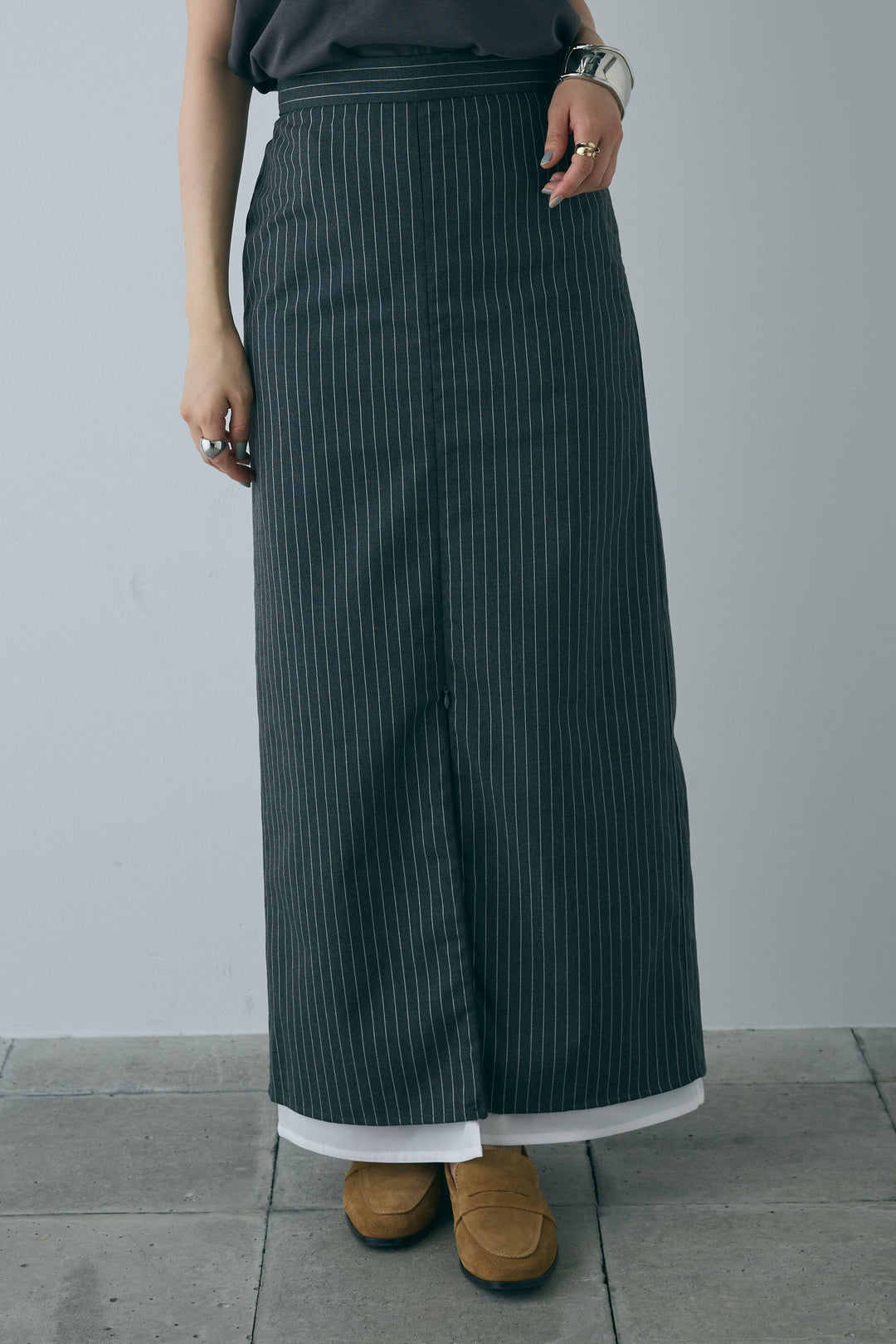 [予約/SET]フロント巻きノースリーブシャツ+ストライプストレートスカート(2set)