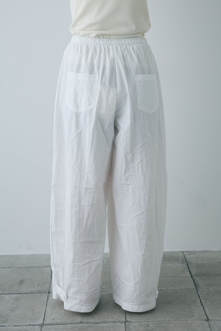 [予約]裾ボタン絞りパンツ