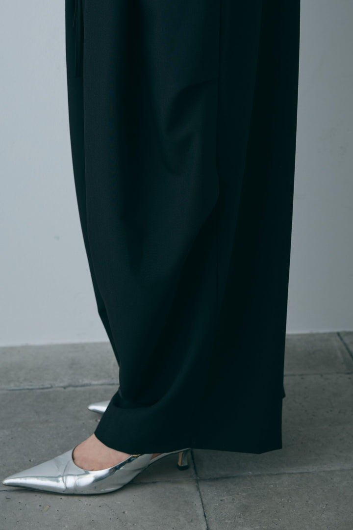 [予約/SET]コンパクトスムース ミニ箔ロゴプリント+ランダムタック入りワイドパンツ+レザーミニバッグ付きベルト(3set)