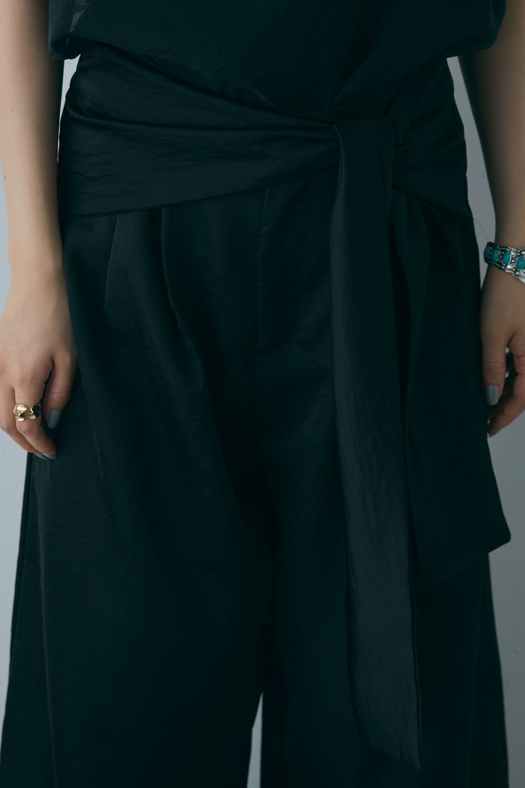 [予約]ウエストラップサテンワイドパンツ