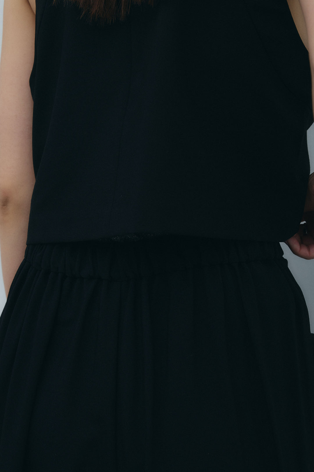 [予約/SET]ホルタービスチェセットアップ+ラメバッククロスキャミソール(2set)