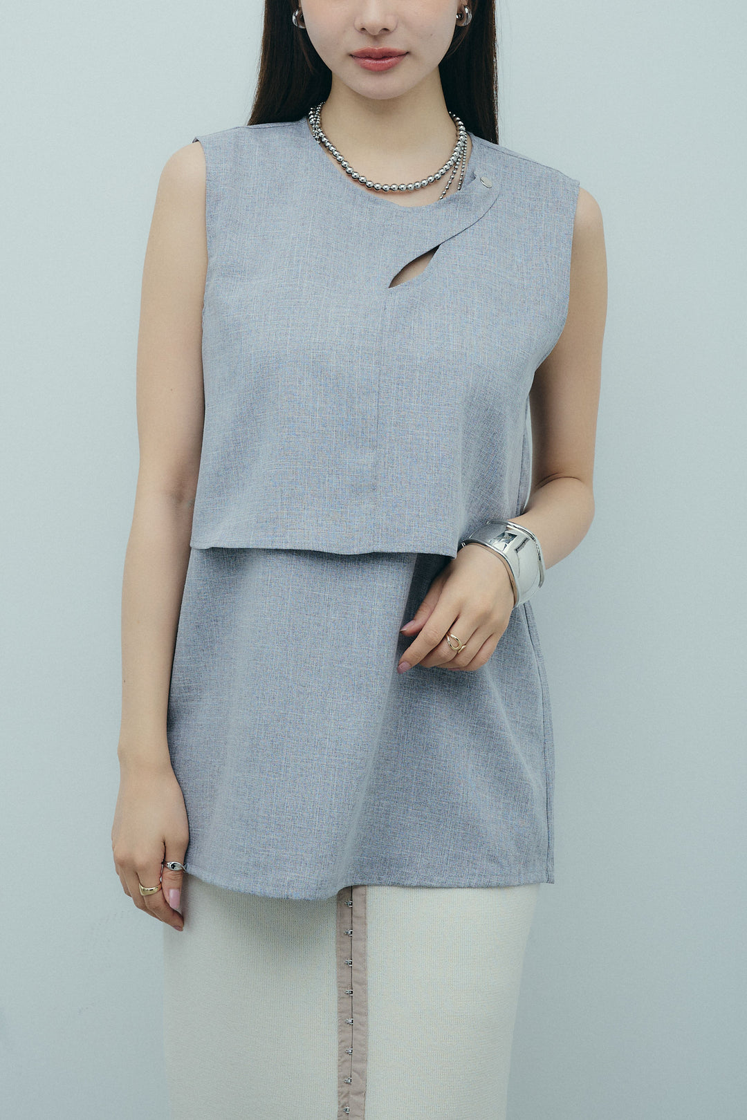 [予約]レイヤード風ノースリーブブラウス