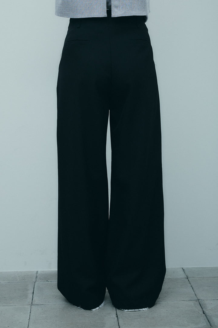 [予約]裾切りっぱなしデザインパンツ