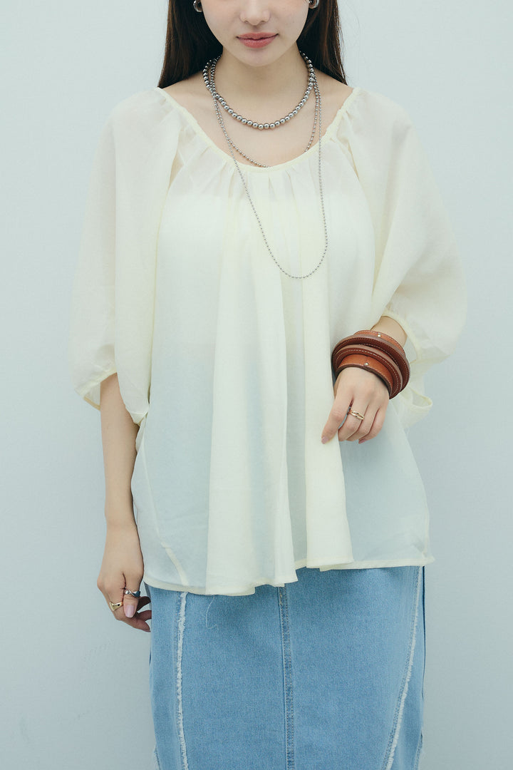 [予約]袖ボリュームシャーリングBL