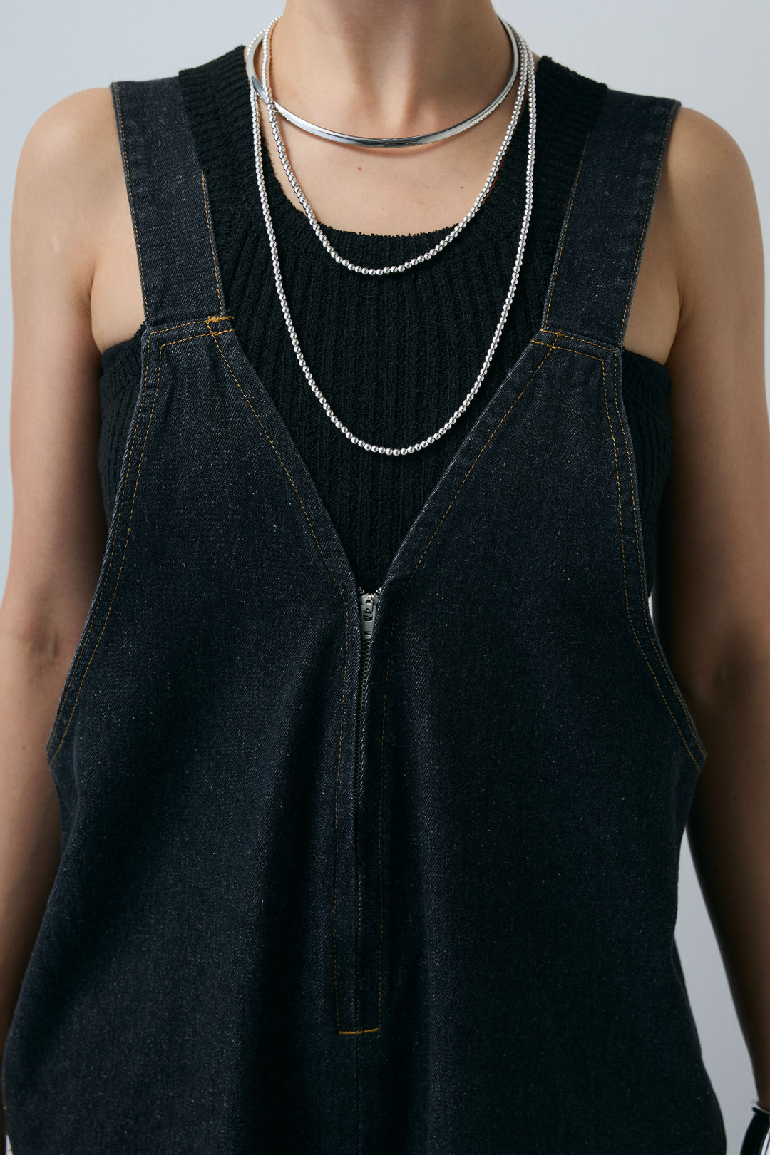 [予約]デニムフロントジップVネックサロペット