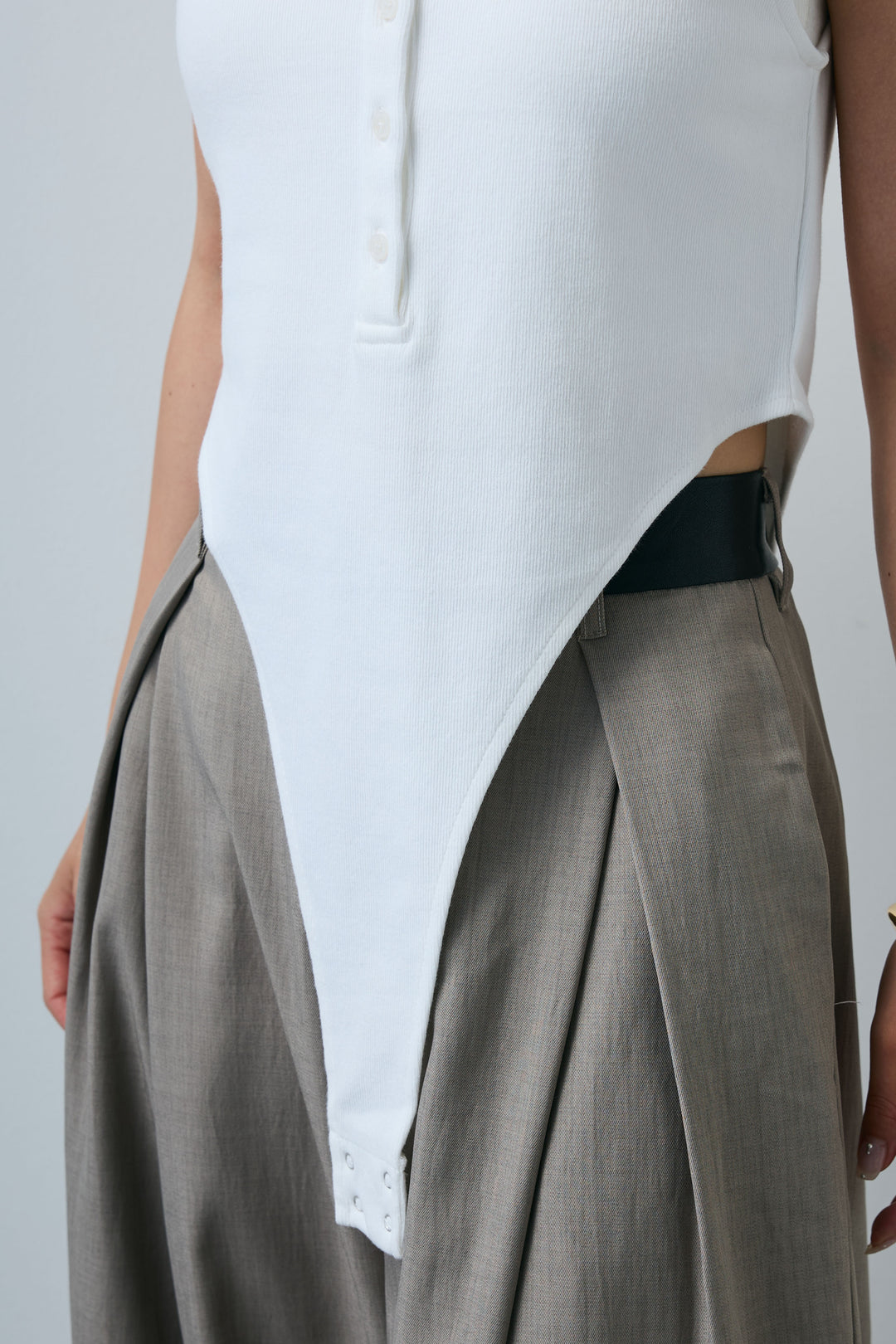 [予約/SET]ポロニットノースリボディースーツ+切り替えライン裏毛スカート(2set)