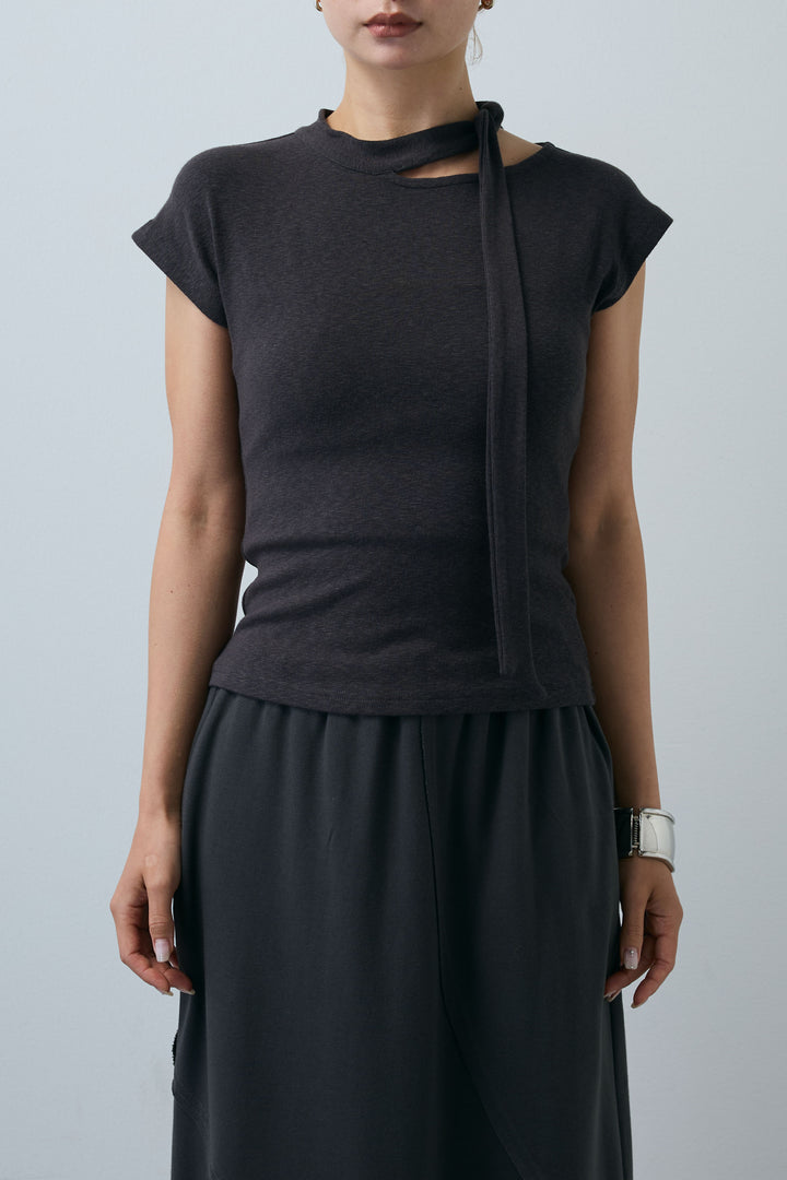 [予約]タイ付きコンパクトトップス