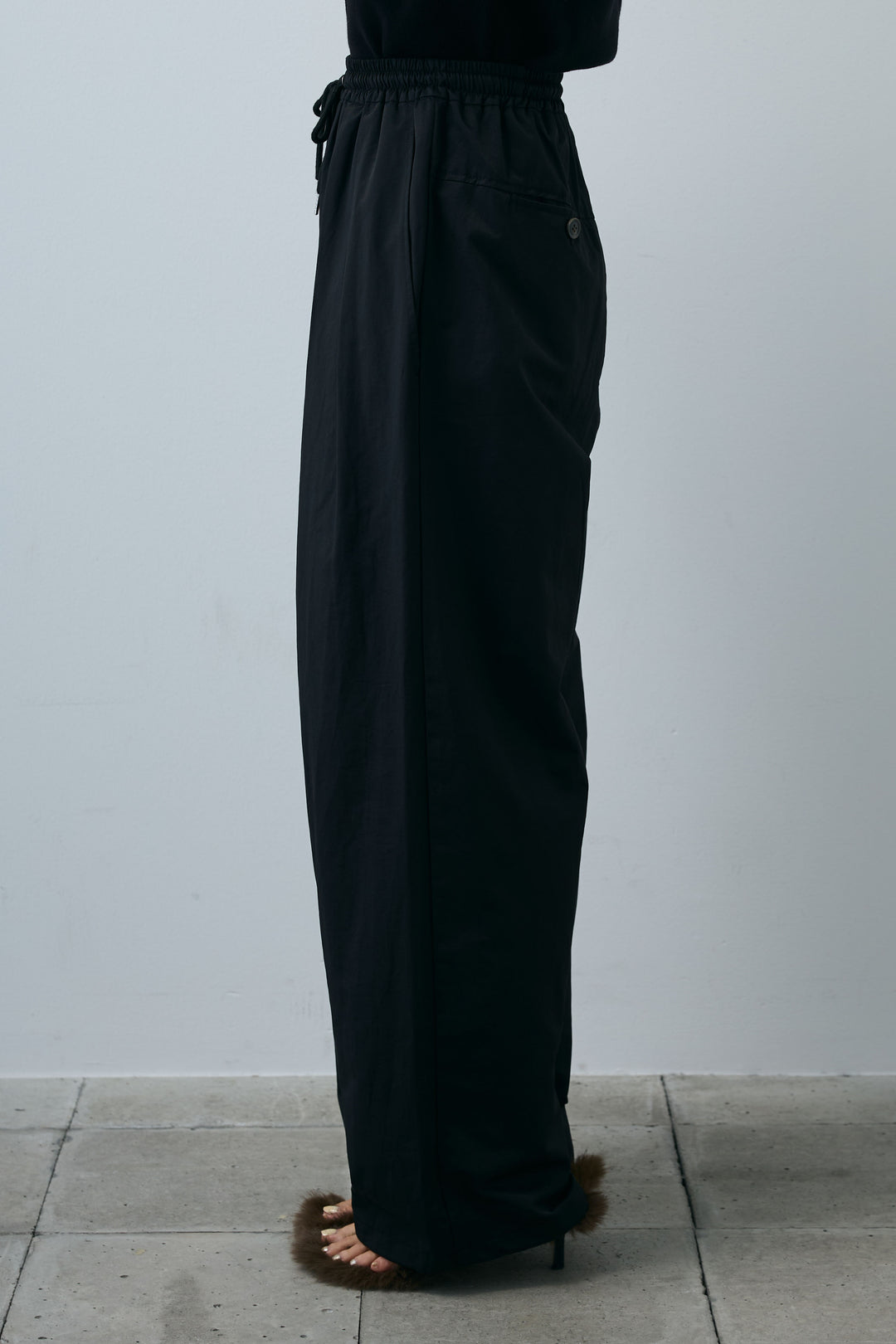 [予約/SET]シアーバックツイストノースリトップス+裾ドロストナイロンパンツ(2set)