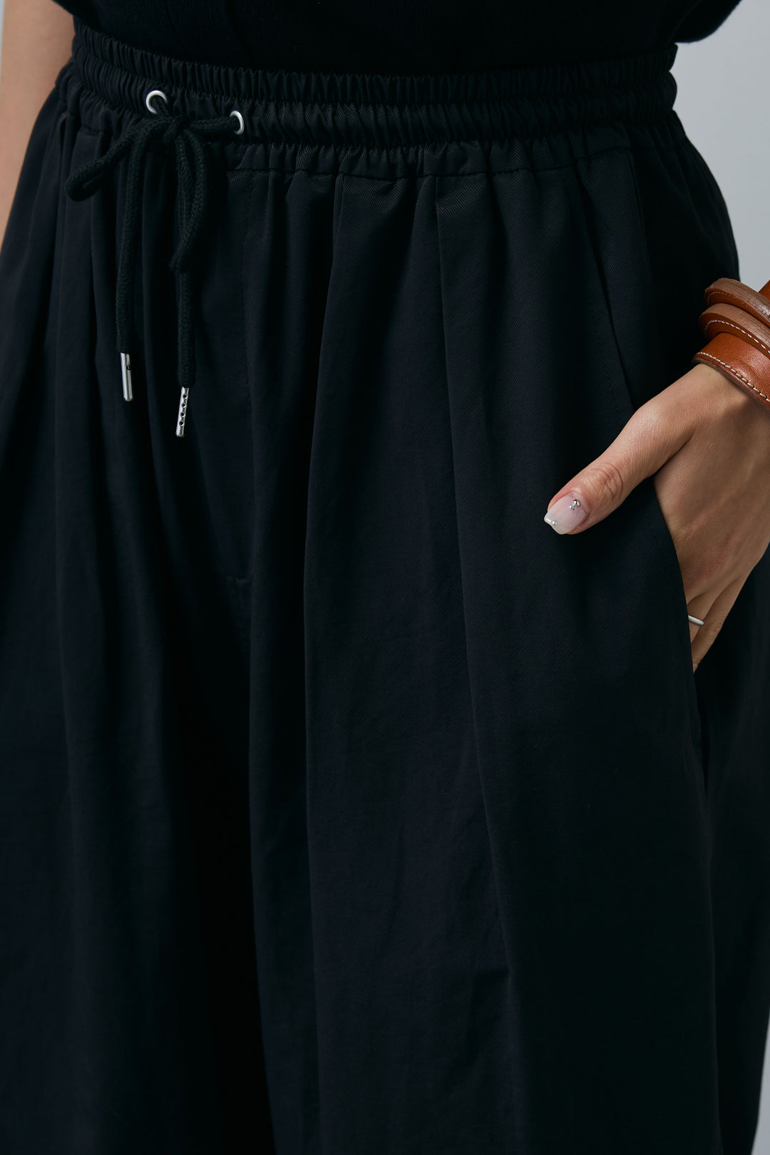 [予約/SET]2wayぺプラムニットトップス+裾ドロストナイロンパンツ(2set)