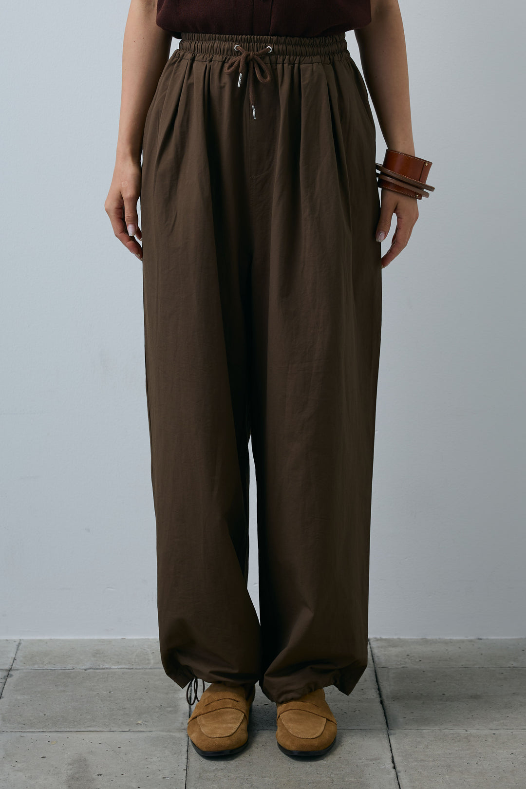 [予約]裾ドロストナイロンパンツ