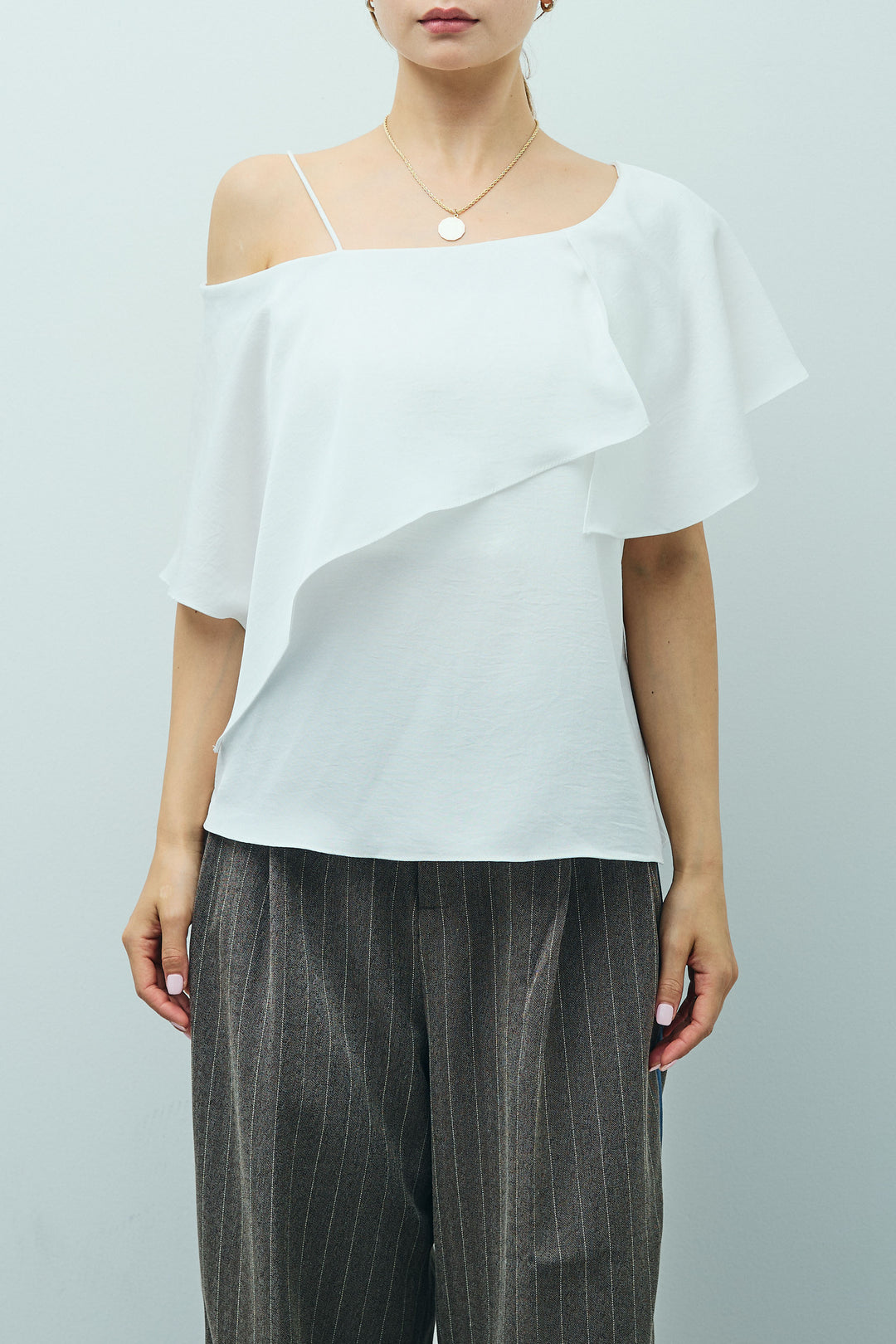 アシメブラウス