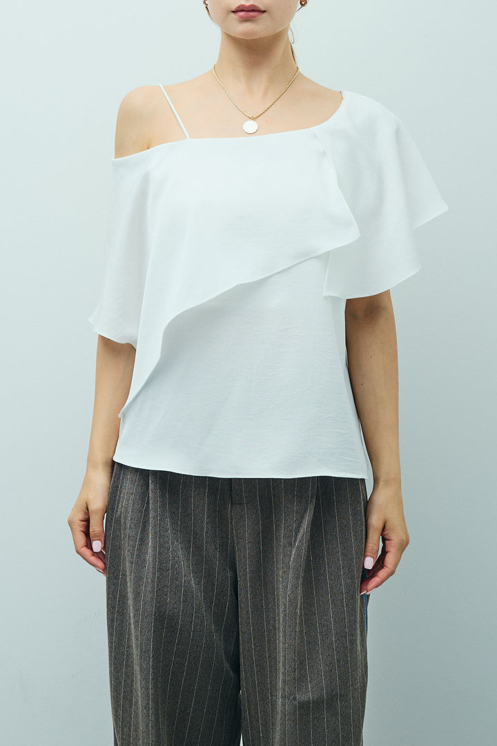 アシメブラウス