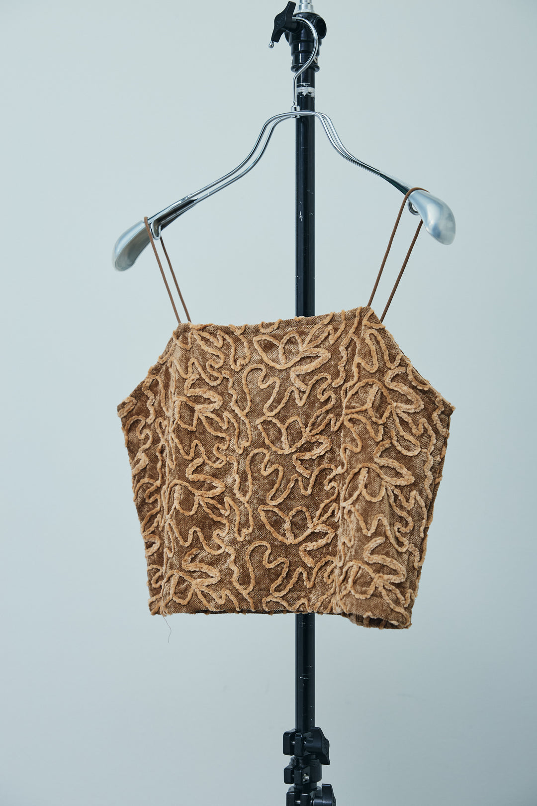 [予約/SET]シアーバックツイストノースリトップス+コード刺繍ベロアキャミ(2set)