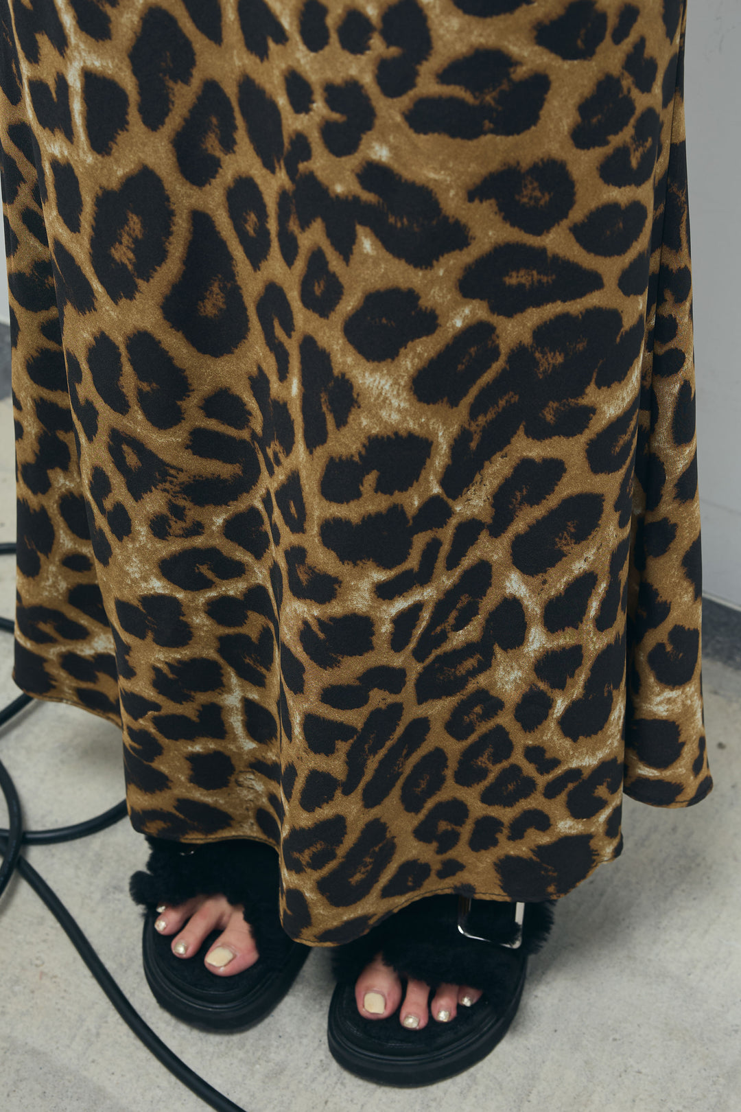 [予約/SET]ミニループバックスリットニット+レオパードナロースカート(2set)