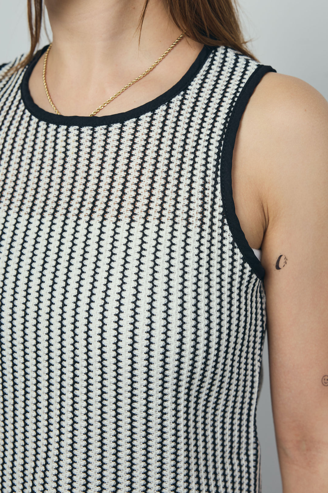 ストライプレースタンクトップ